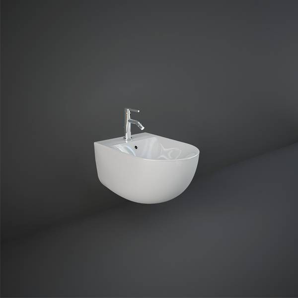 Des Bidet